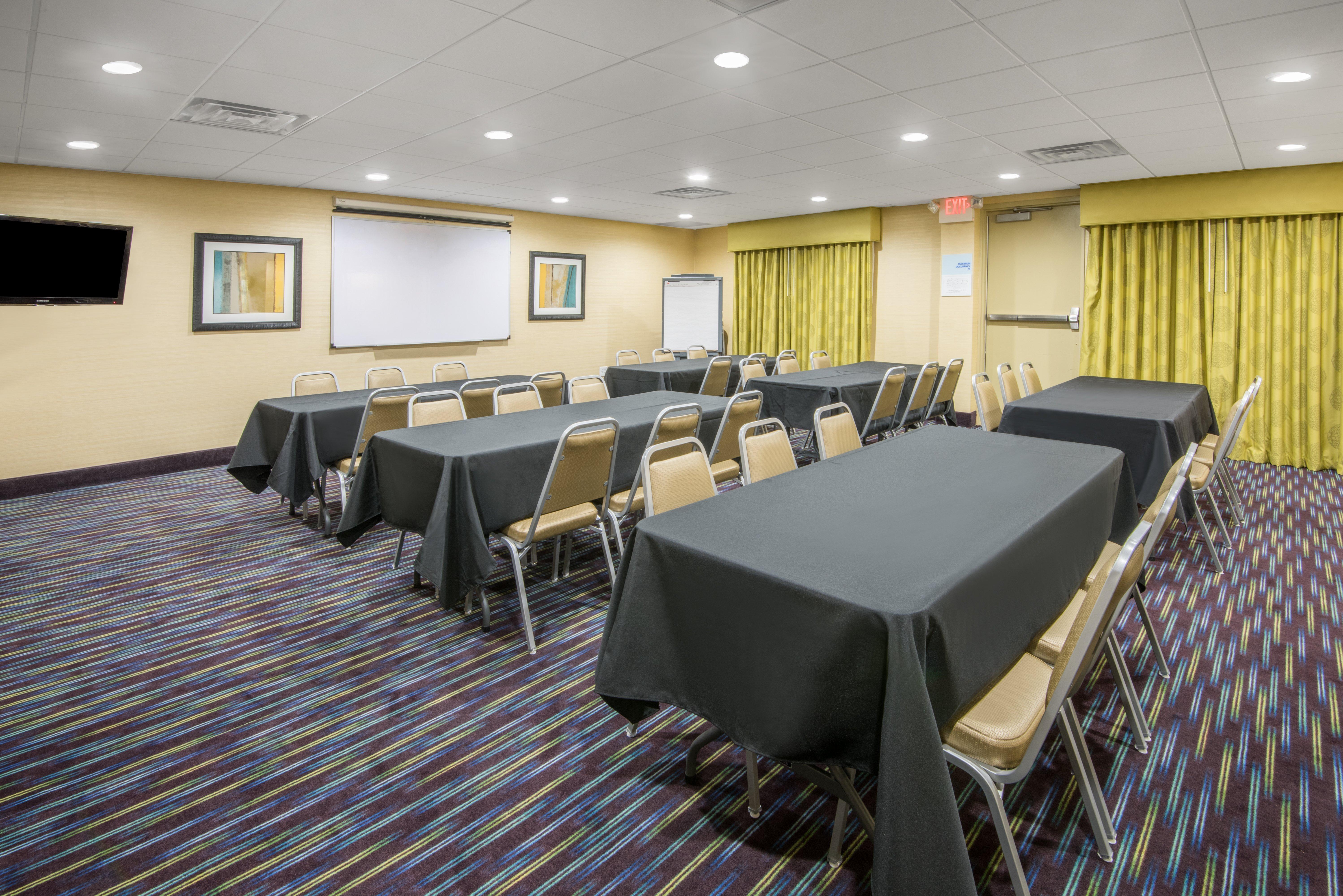 Holiday Inn Express Hotel & Suites Ashland By Ihg Ngoại thất bức ảnh