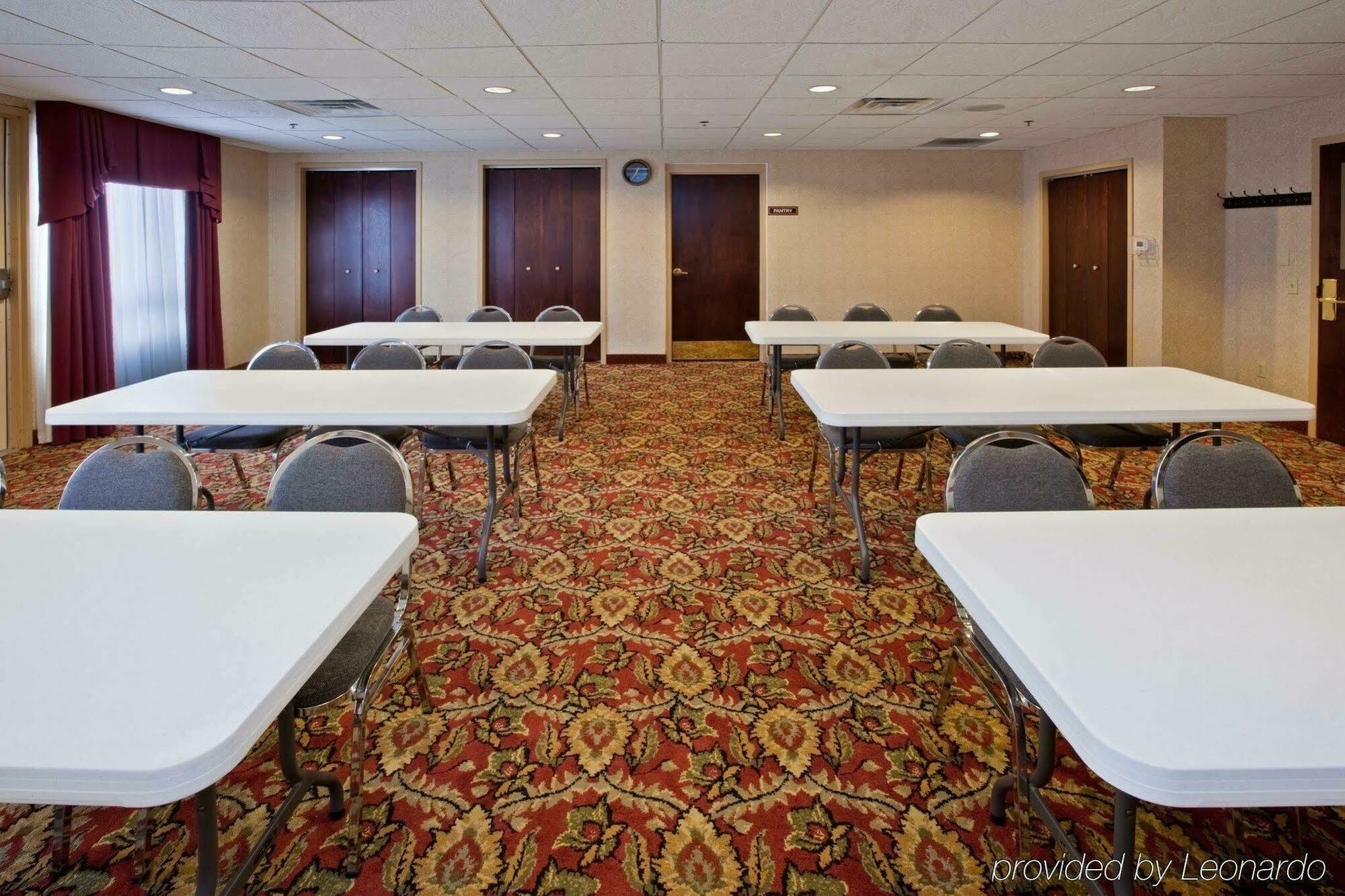 Holiday Inn Express Hotel & Suites Ashland By Ihg Ngoại thất bức ảnh